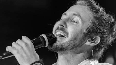  Johannesburg Konseriyle Göz Kamaştıran Jeremy Loops: Güney Afrika Müzik Yıldızı Yeni Albümünü Tanıttı!